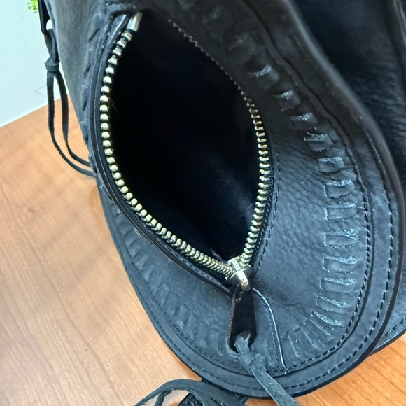 Rebecca Minkoff Crossbody Saddle Bag Black Nubuck Leather Vanity Satchel AUTH. - Picture 5 of 10